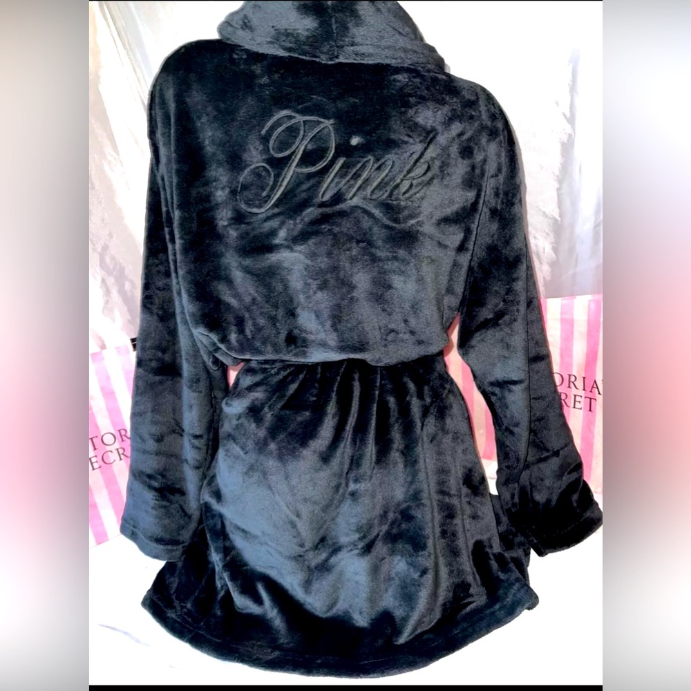 Victoria’s Secret PINK Robe Plush Signature Stripe Super Soft M/L